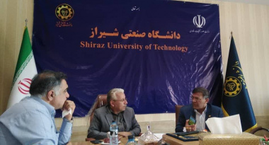 حضور مدیر کل مخابرات استان فارس در دانشگاه صنعتی شیراز و دیدار با  رئیس دانشگاه